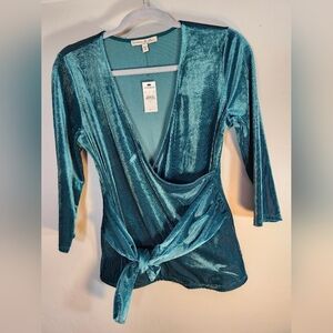 Express Emerald Green Velvet Belted Cross V-neck Velvety Blouse Sz M